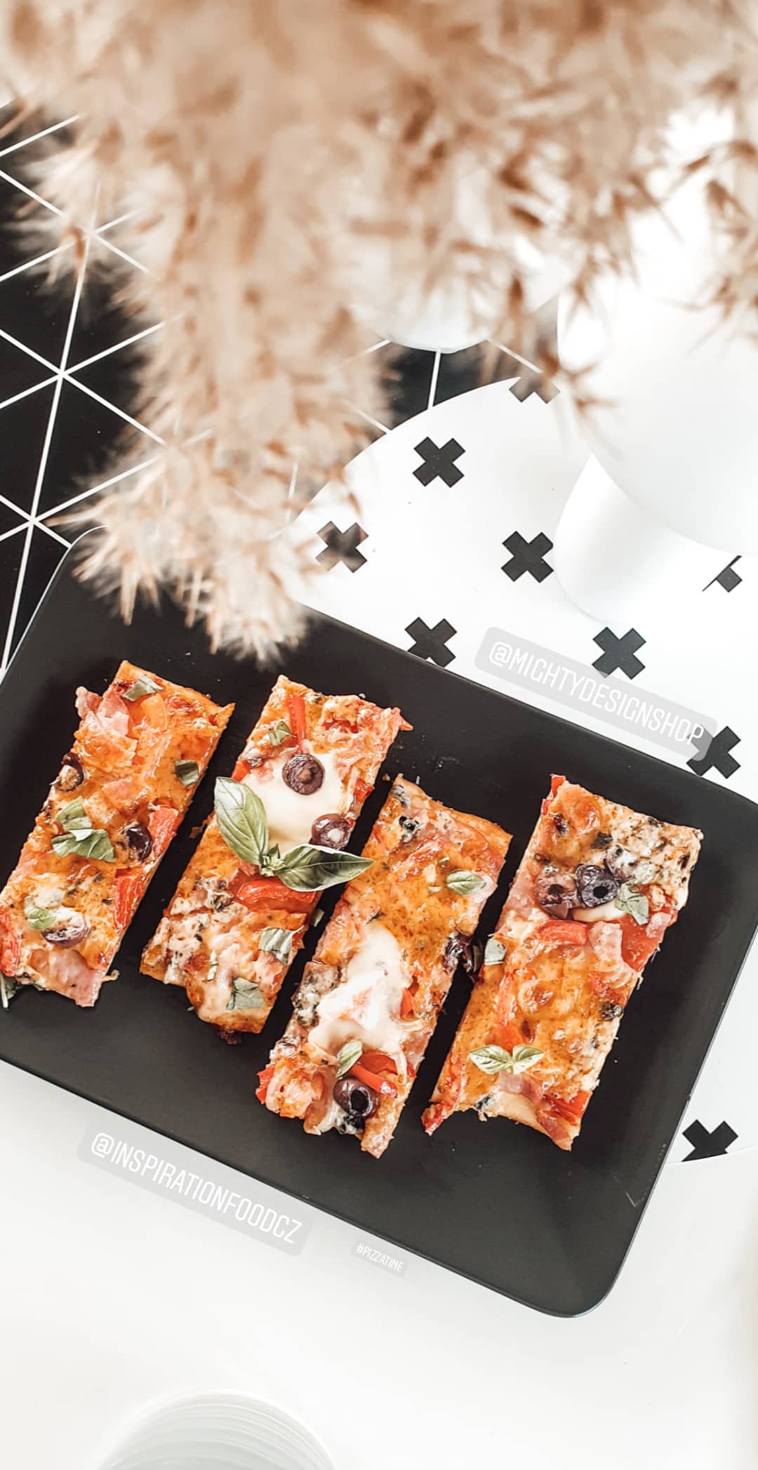 Domácí pizza podle holek Domácí pizza podle holek