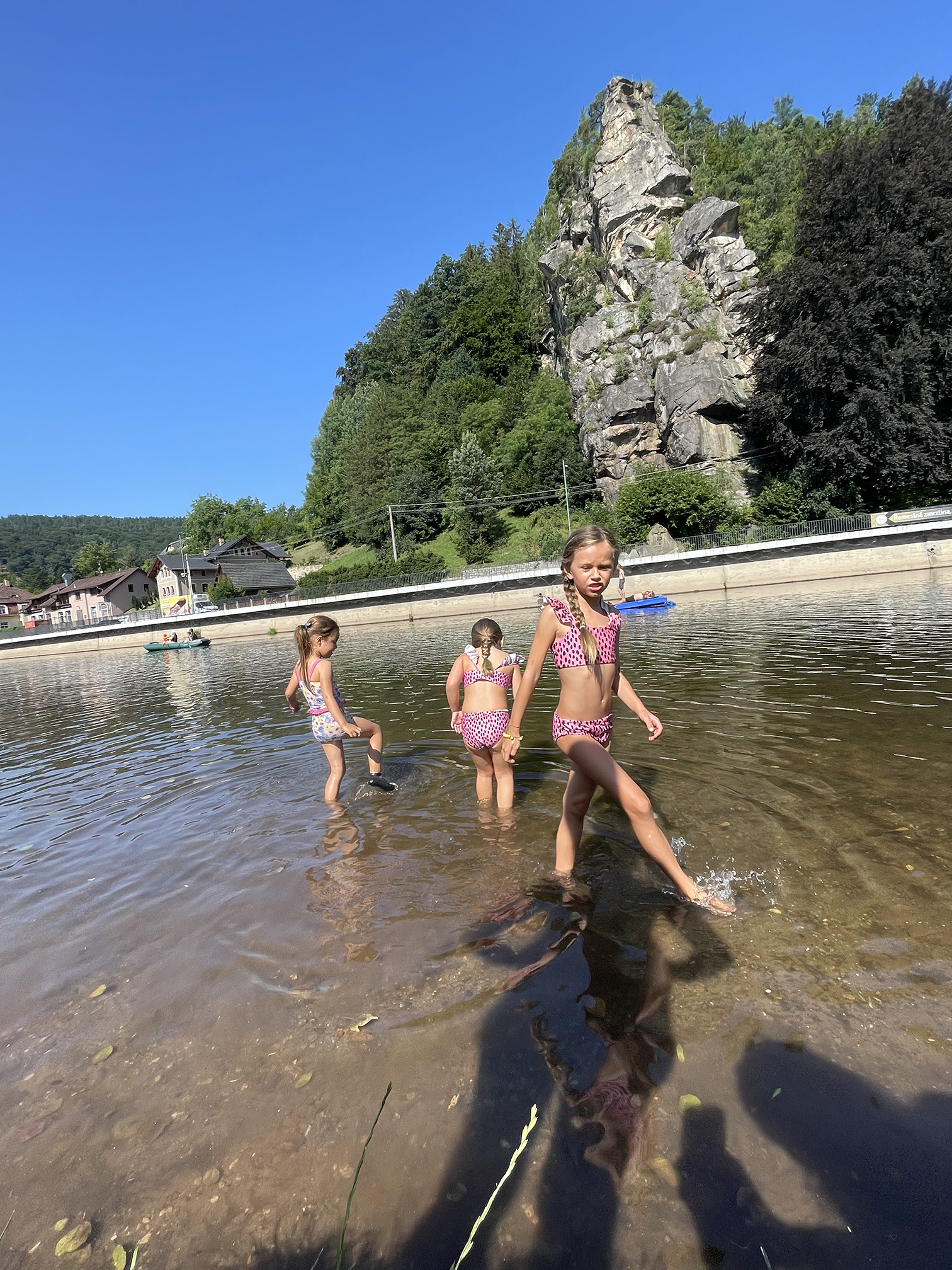 Jizera Žlutá plovárna Jizera Žlutá plovárna